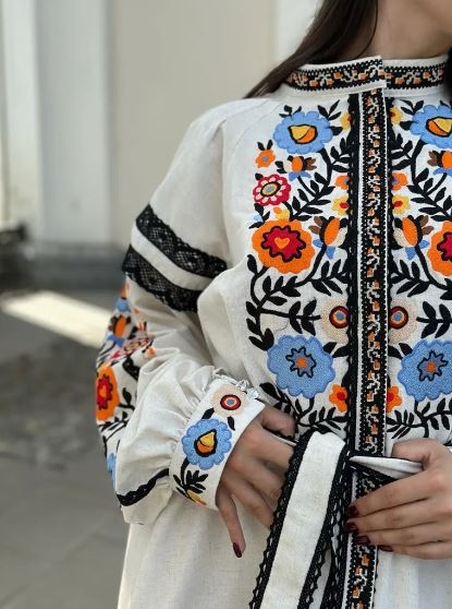 White Hand-Embroidered Floral Cotton Midi Dress for Women – Boho Folk Vyshyvanka Style with Black Lace Trim