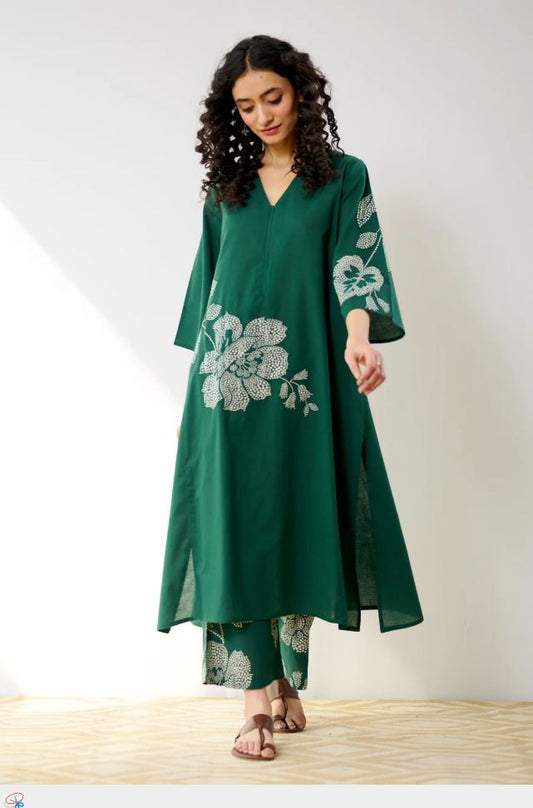 Emerald Green Hand-Block Printed Cotton Kurta Palazzo Set | White Floral Motif Embroidered V-Neck Co-ord Set for Women – Breathable Ethnic Wea