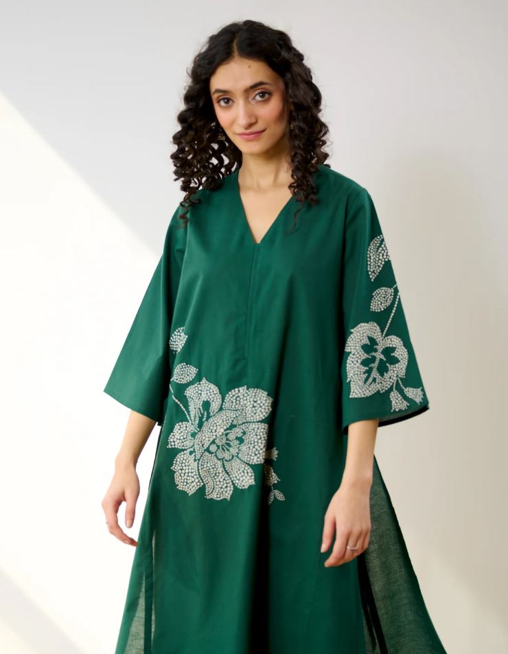 Emerald Green Hand-Block Printed Cotton Kurta Palazzo Set | White Floral Motif Embroidered V-Neck Co-ord Set for Women – Breathable Ethnic Wea