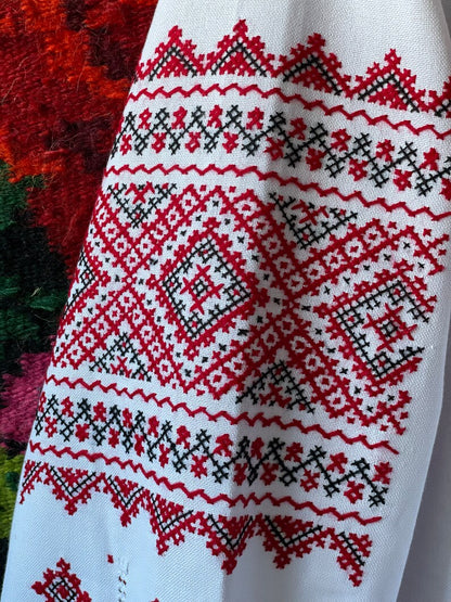 White Hand-Embroidered Cotton Vyshyvanka Blouse – Traditional Red & Black Folk Tunic Top with Puffed Sleeves