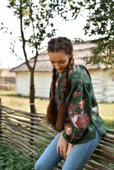 Hand-Embroidered Green Floral Bird Cotton Tunic Top – Puff Sleeve Boho Top
