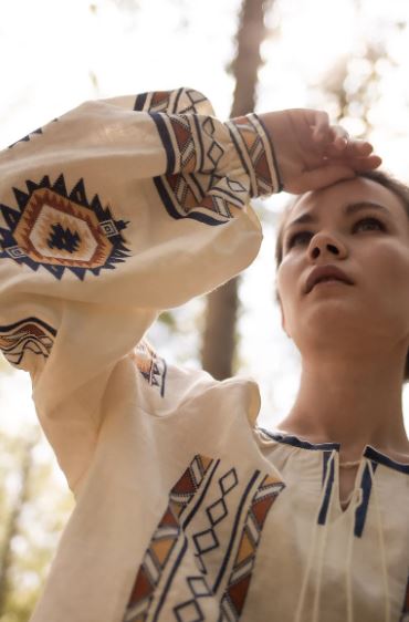 Hand-Embroidered Cream Folk Cotton Tops Blouse – Geometric Puff Sleeve Boho Top with Tassels