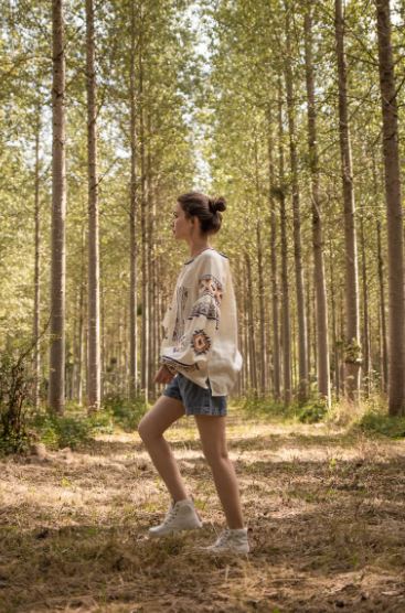 Hand-Embroidered Cream Folk Cotton Tops Blouse – Geometric Puff Sleeve Boho Top with Tassels